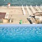 Apartment Vanilla Sky In Infinity Pool And