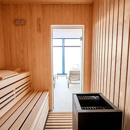 Vanilla Sky - Jacuzzi & Sauna Infinity Apartment