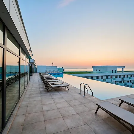 Vanilla Sky - Infinity Pool & Spa Resort * Navodari
