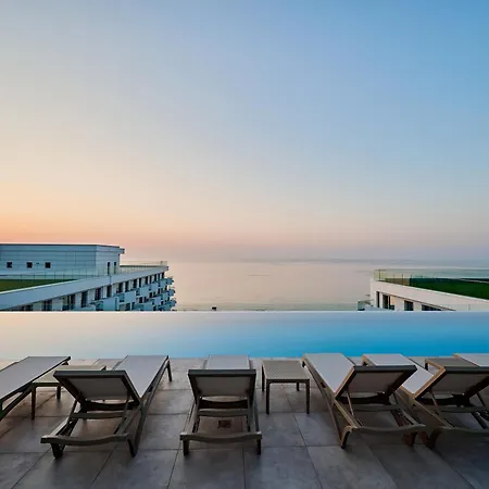 Vanilla Sky - Jacuzzi & Sauna Infinity Apartment