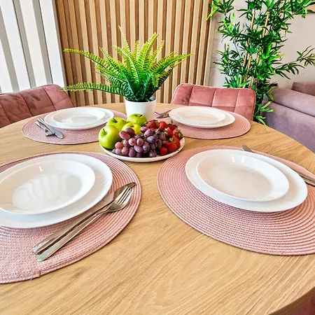 Vanilla Sky - Jacuzzi & Sauna Infinity Năvodari