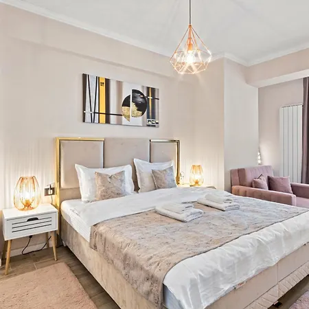 Vanilla Sky - Jacuzzi & Sauna Infinity Apartamento *