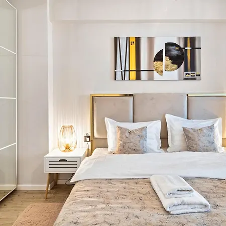 Vanilla Sky - Jacuzzi & Sauna Infinity Apartamento