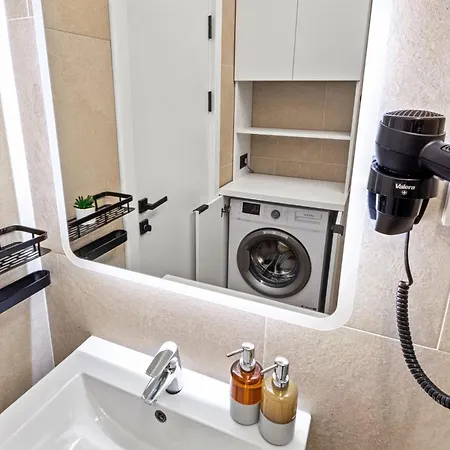 Vanilla Sky - Jacuzzi & Sauna Infinity Apartment *